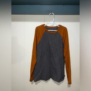 Sonoma Orange and Gray Crewneck Shirt